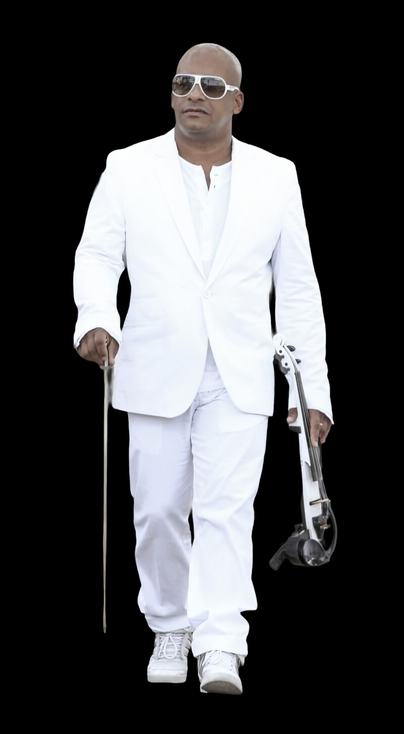 Julio Cuba in white suit holding electric violin and bow